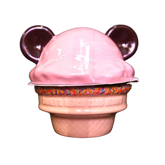 Disney Dining 22 Disney Parks Disneys Beach Club Resort Mickey Ice